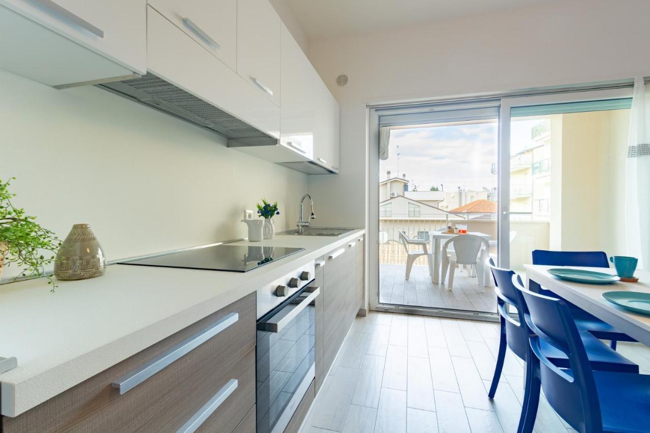 Апартаменты Blu 2P - Palazzina Laura Myho Casa Торторето Экстерьер фото